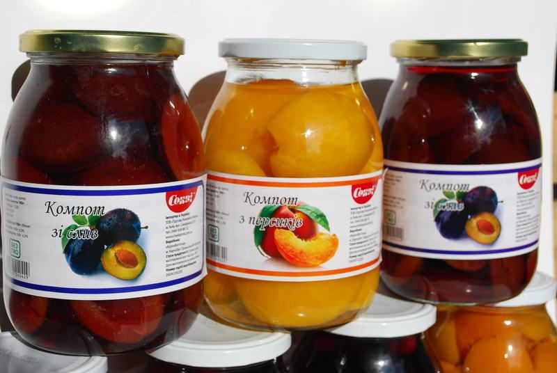 Konservēti augļi sīrupā
